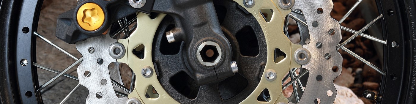yamaha-2793411_1920.jpg